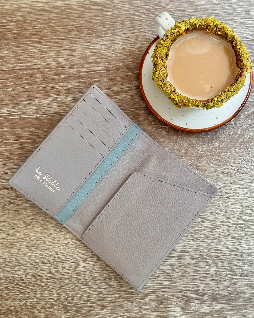 Porta pasaporte - Imagen 2